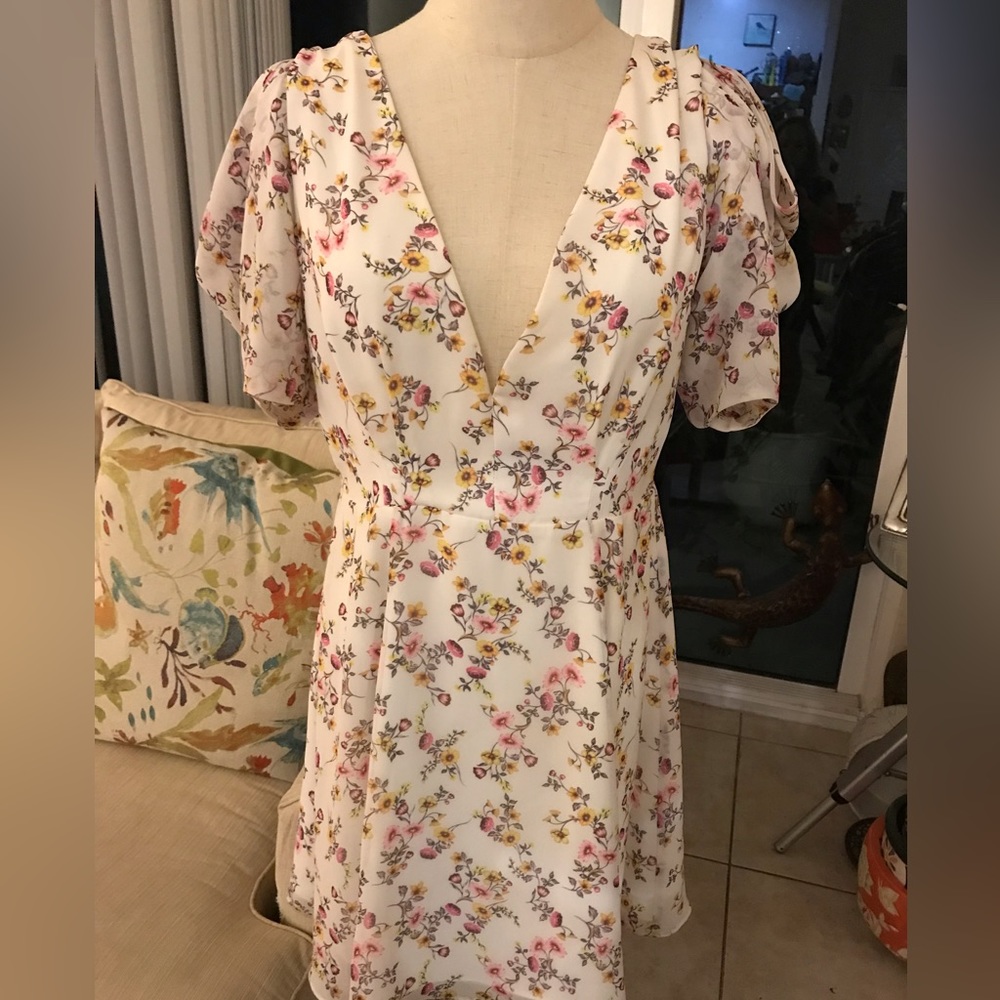 Fame and Partners - Size 4 Dress